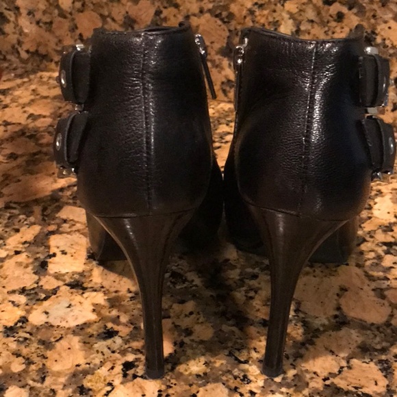 Michael Kors Cheyenne open-toe stiletto bootie in black leather - Picture 3 of 7